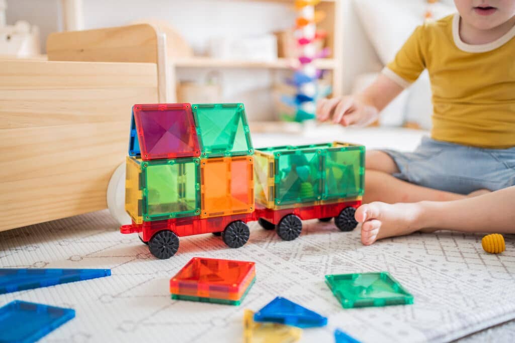 CONNETIX Rainbow Motion Pack - 24 Pieces