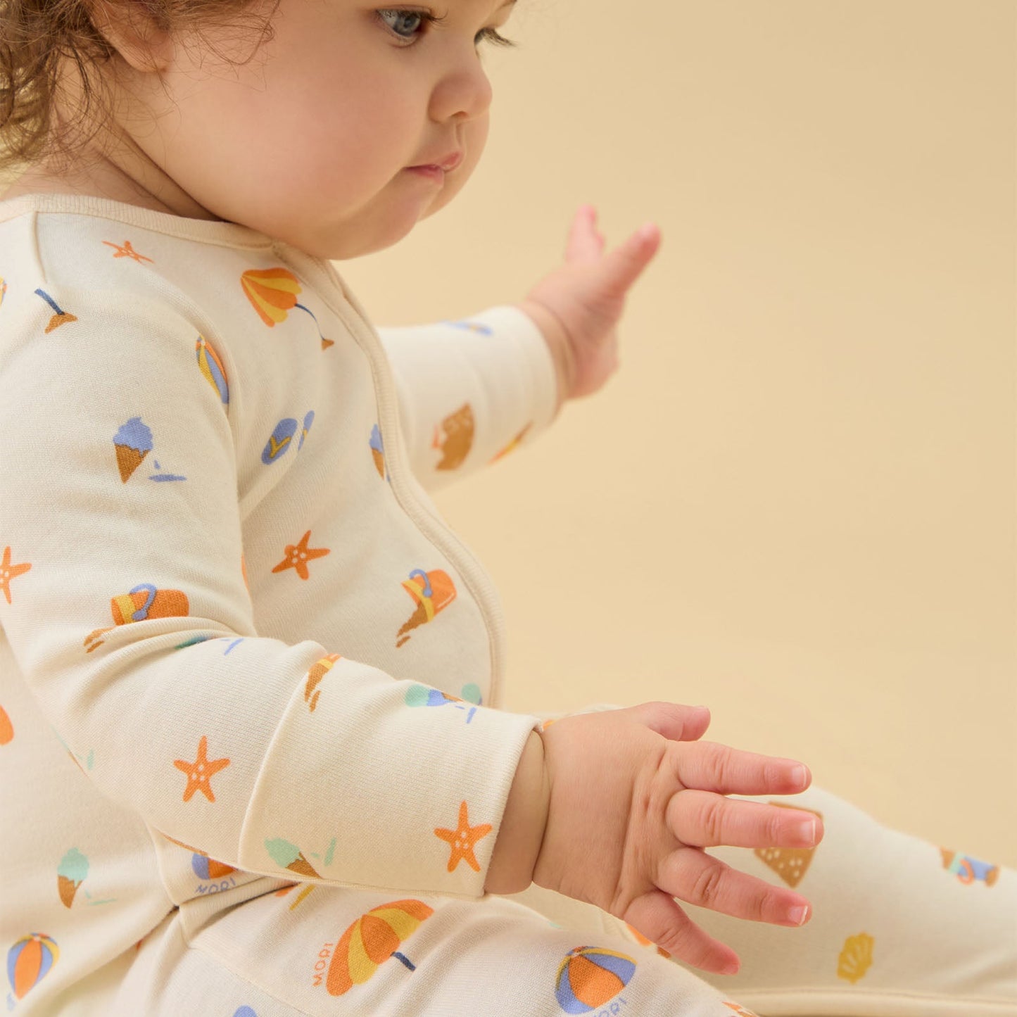 Beach Day Clever Zip Sleepsuit