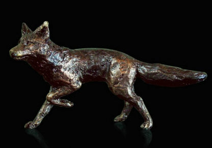 Butler & Peach Fox Running