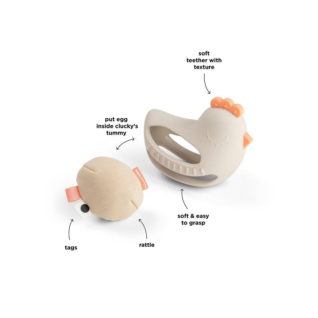Done by Deer Grip and Teether Toy with Rattle Clucky - Beige
