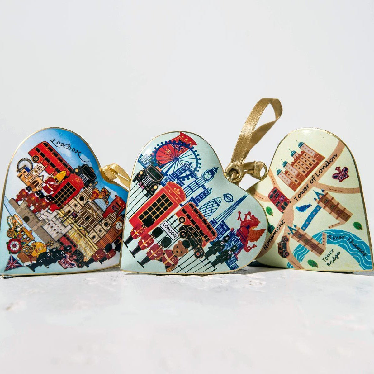 London Heart Shaped Metal Christmas Decoration - Dragon