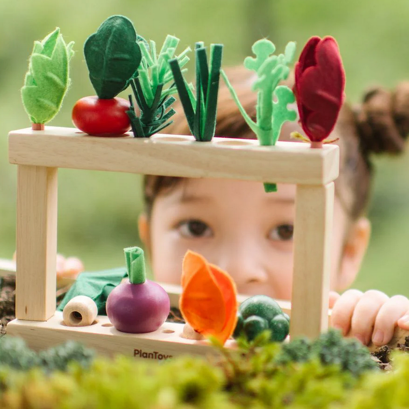 Build-A-Garden - Stack & Sprout
