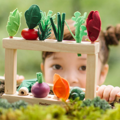 Build-A-Garden - Stack & Sprout