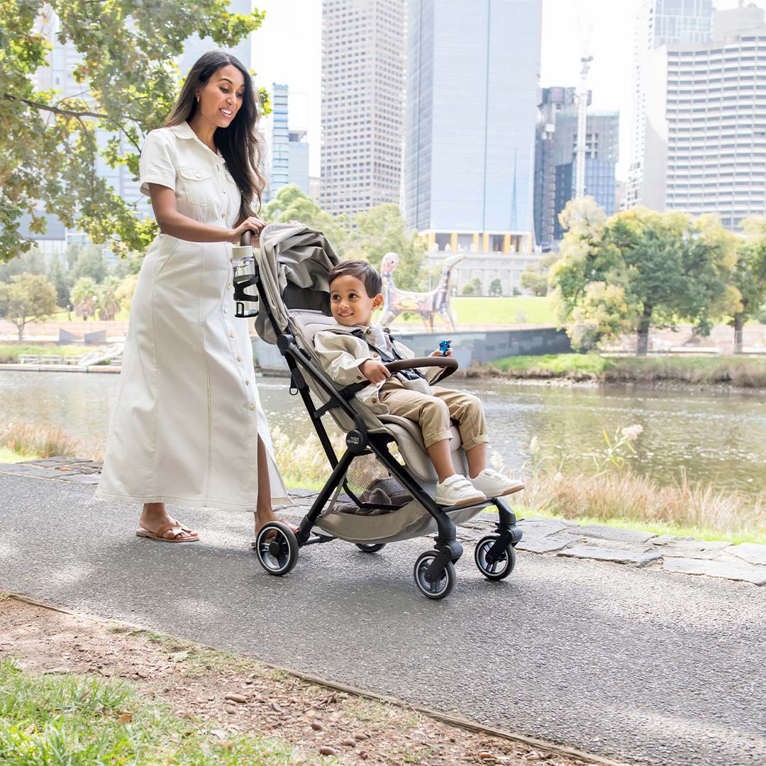 Britax Römer FLYLITE Compact Stroller - Carbon Black
