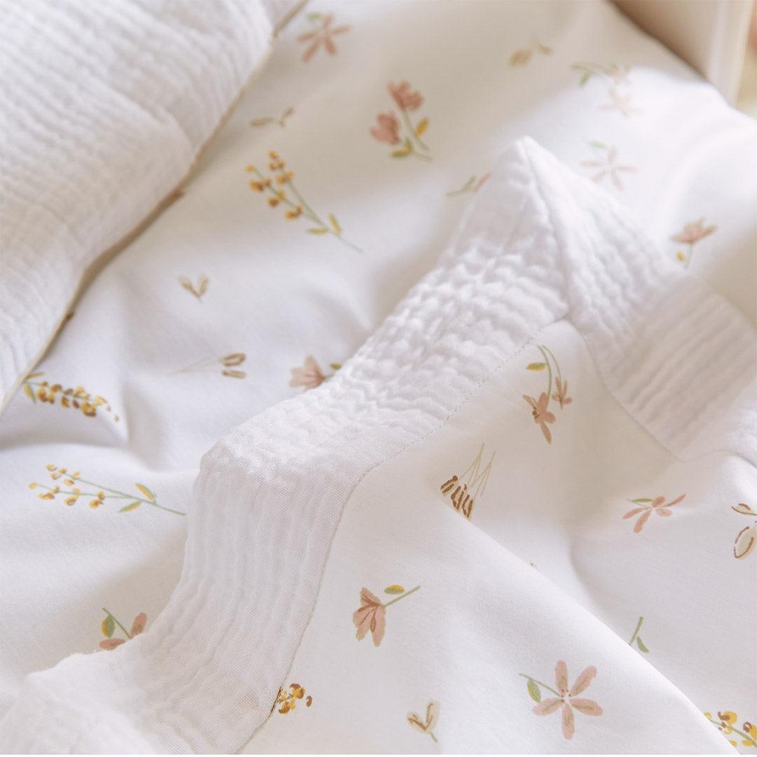 CuddleCo Universal Crib/ Co Sleeper Bedding Set - Cashmere Meadow