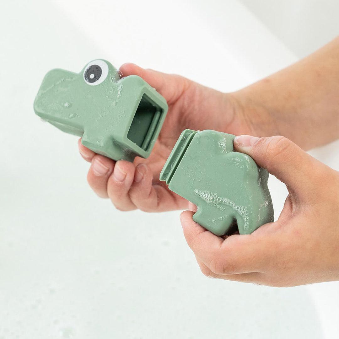 Done by Deer Bath Squirter Toy - Croco Green